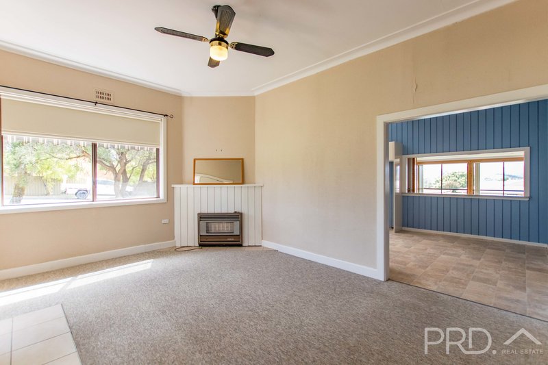 Photo - 100 Simpson Street, Tumut NSW 2720 - Image 13