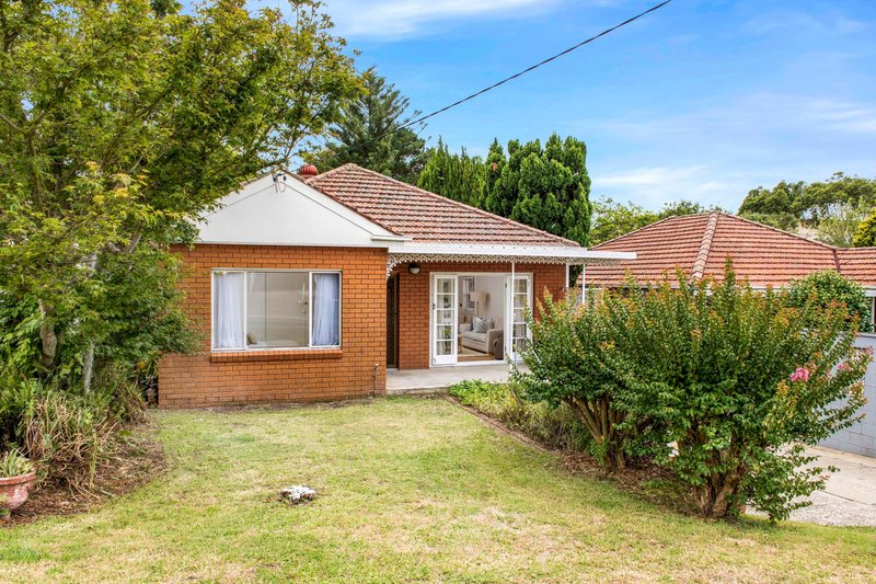 Photo - 100 Smith Ave , Allambie Heights NSW 2100 - Image 10