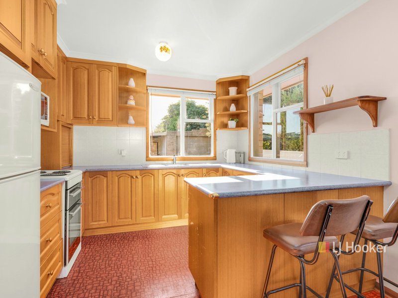 Photo - 100 Tasman Street, Devonport TAS 7310 - Image 2