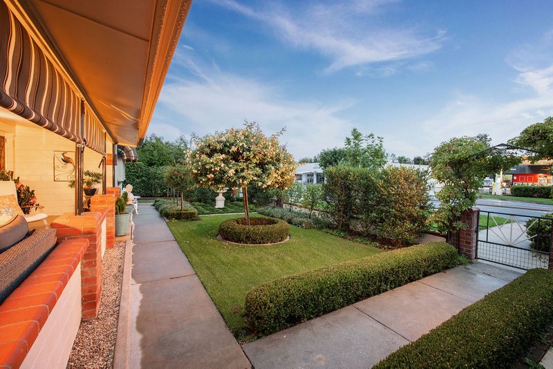 Photo - 100 Urana Street, Jindera NSW 2642 - Image 2