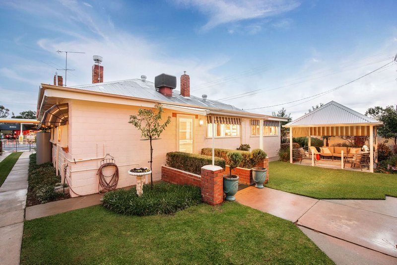 Photo - 100 Urana Street, Jindera NSW 2642 - Image 24