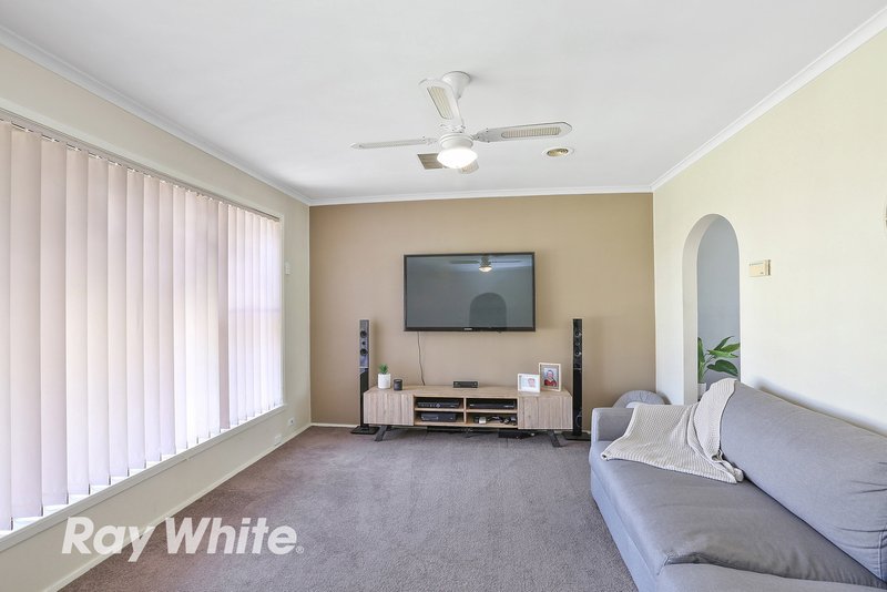 Photo - 100 Vermont Avenue, Corio VIC 3214 - Image 2