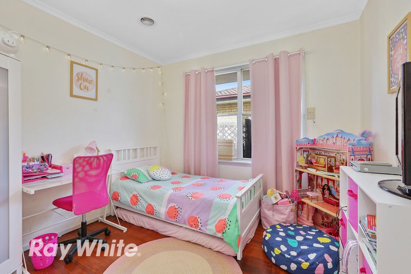 Photo - 100 Vermont Avenue, Corio VIC 3214 - Image 5