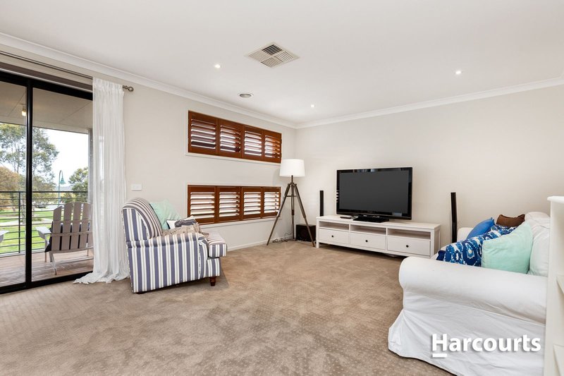 Photo - 100 Wurundjeri Blvd , Berwick VIC 3806 - Image 8