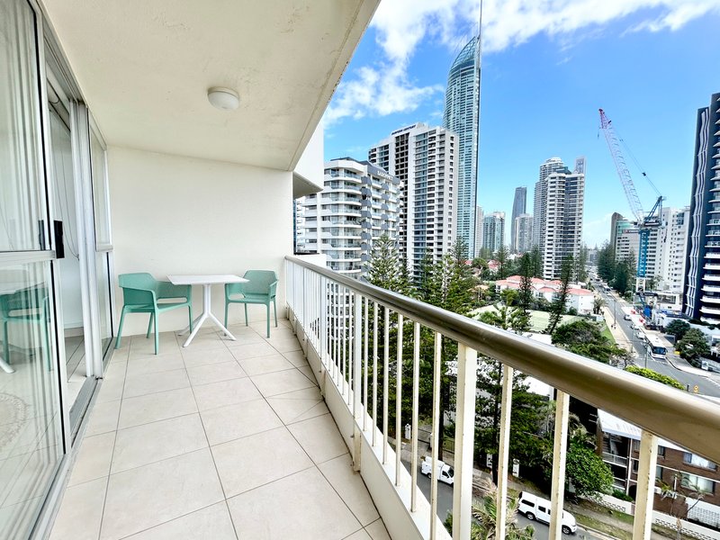 Photo - 1001/10 Vista Street, Surfers Paradise QLD 4217 - Image 3