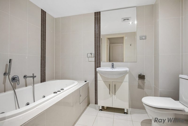 Photo - 100/2-4 Purser Avenue, Castle Hill NSW 2154 - Image 4