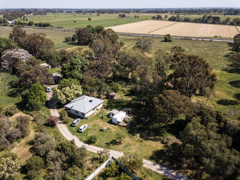 Photo - 1002 Graham Road, Kyvalley VIC 3621 - Image 8