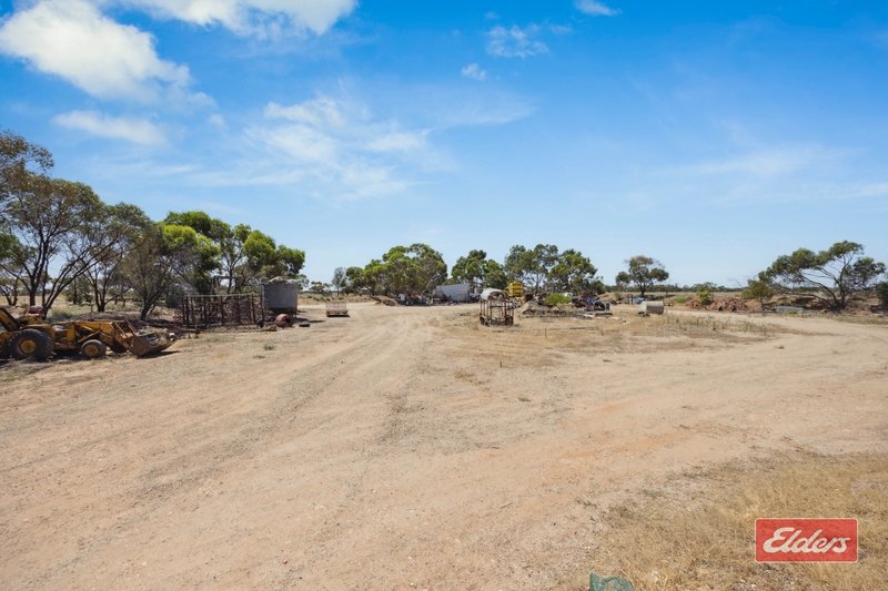 Photo - 1002 Redbanks Road, Kangaroo Flat SA 5118 - Image 23