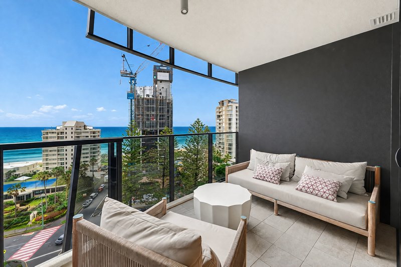 Photo - 1002/10-12 First Avenue, Broadbeach QLD 4218 - Image 3