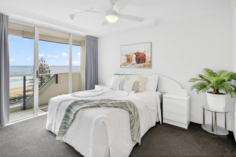 Photo - 1002/12 Enderley Avenue, Surfers Paradise QLD 4217 - Image 5
