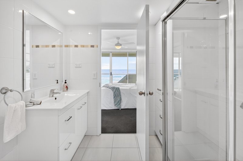 Photo - 1002/12 Enderley Avenue, Surfers Paradise QLD 4217 - Image 6