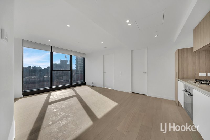 Photo - 1002/157 A'Beckett Street, Melbourne VIC 3000 - Image 1