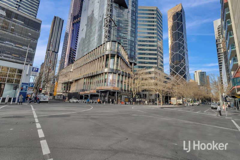 Photo - 1002/157 A'Beckett Street, Melbourne VIC 3000 - Image 11