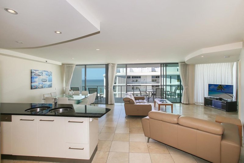 Photo - 1002/19 First Avenue, Mooloolaba QLD 4557 - Image 3