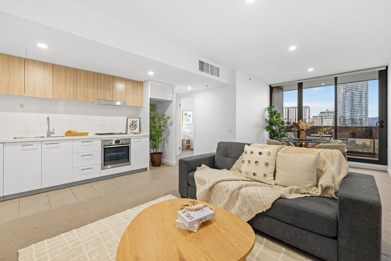 Photo - 1003/160 Grote Street, Adelaide SA 5000 - Image 2