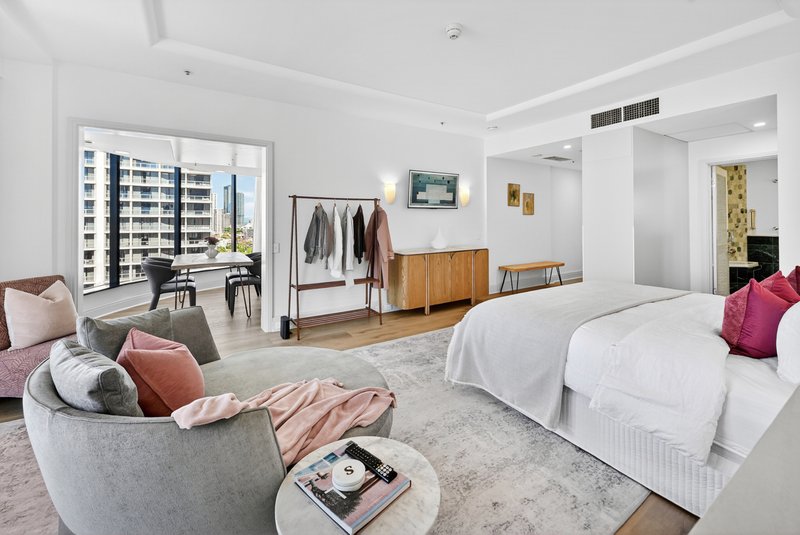 Photo - 1003/2801 Gold Coast Highway, Surfers Paradise QLD 4217 - Image 7