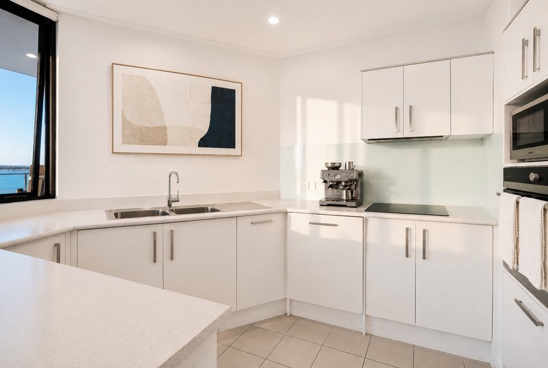Photo - 1003/41 Labrador Street, Labrador QLD 4215 - Image 6