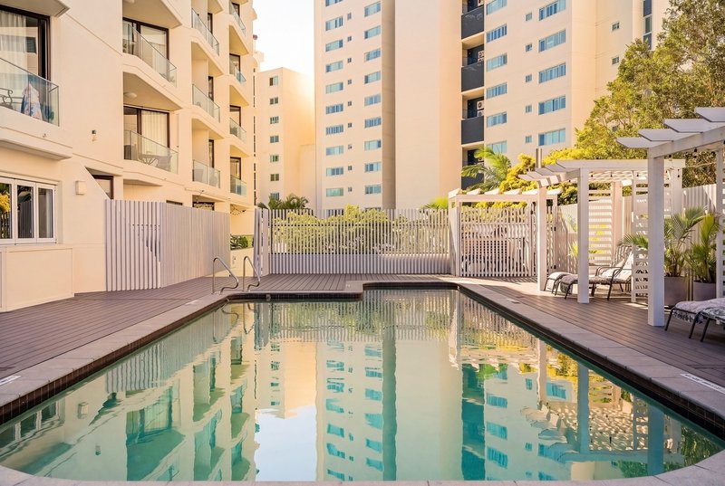 Photo - 1003/41 Labrador Street, Labrador QLD 4215 - Image 18
