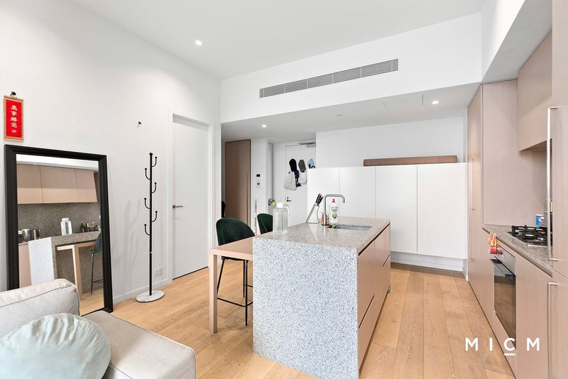 Photo - 1004/10 Wominjeka Walk, West Melbourne VIC 3003 - Image 5