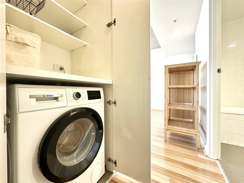 Photo - 1004/152 Sturt Street, Southbank VIC 3006 - Image 11