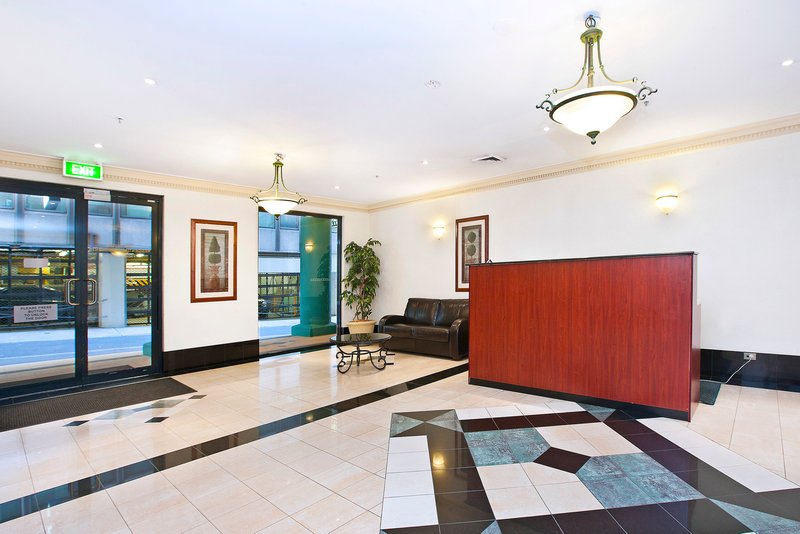 Photo - 1004/5 Hosking Place, Sydney NSW 2000 - Image 8