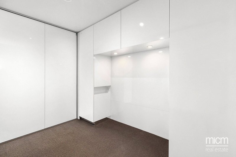 Photo - 1004/53 Batman Street, West Melbourne VIC 3003 - Image 4