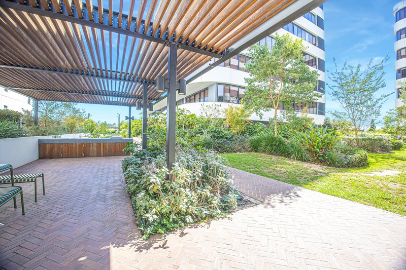 Photo - 1005/12 Jack Brabham Drive, Hurstville NSW 2220 - Image 11