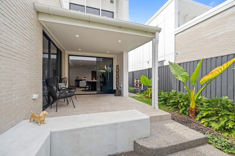 Photo - 1005/18 Spitfire Banks Drive, Pelican Waters QLD 4551 - Image 6