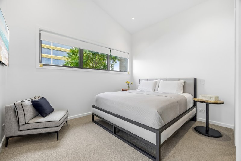 Photo - 1005/18 Spitfire Banks Drive, Pelican Waters QLD 4551 - Image 7