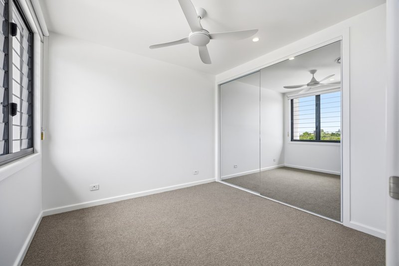 Photo - 1005/18 Spitfire Banks Drive, Pelican Waters QLD 4551 - Image 13