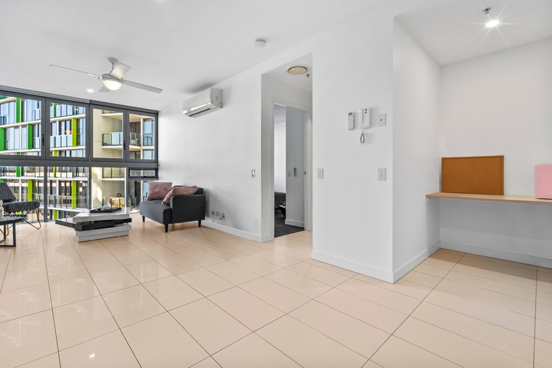 Photo - 1005/338 Water Street, Fortitude Valley QLD 4006 - Image 8