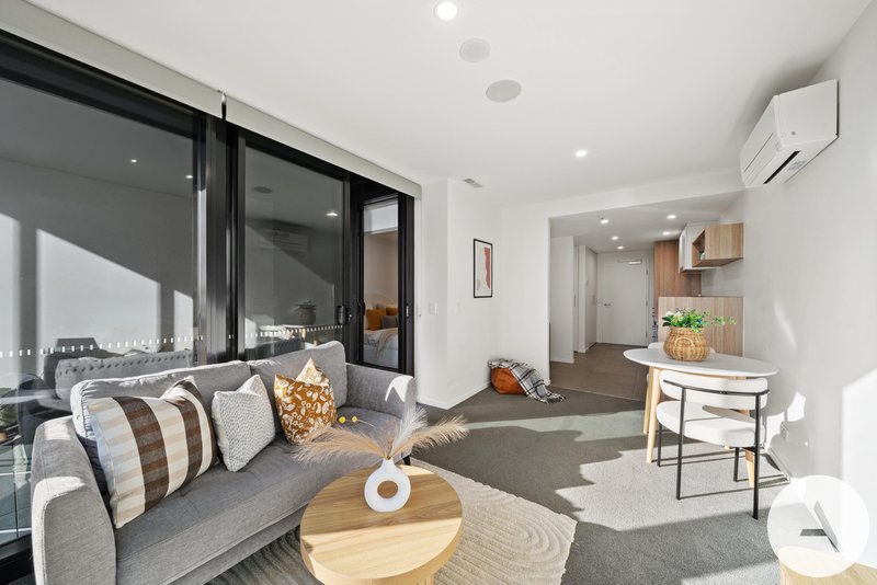 Photo - 1005/4 Grazier Lane, Belconnen ACT 2617 - Image 4