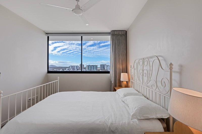 Photo - 1005/9 Market Lane, Maroochydore QLD 4558 - Image 14