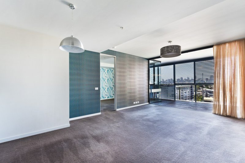 Photo - 1006/1 Sterling Circuit, Camperdown NSW 2050 - Image 3