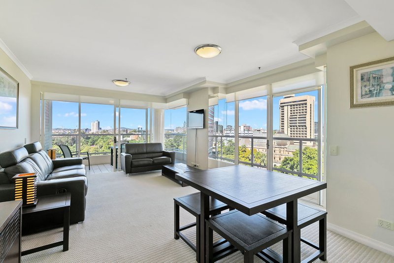 Photo - 1006/132 Alice Street, Brisbane City QLD 4000 - Image 3