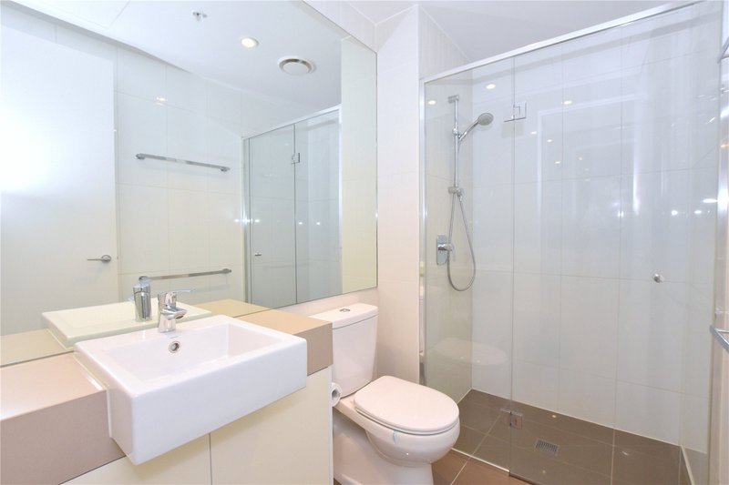 Photo - 1006/151 City Road, Southbank VIC 3006 - Image 12