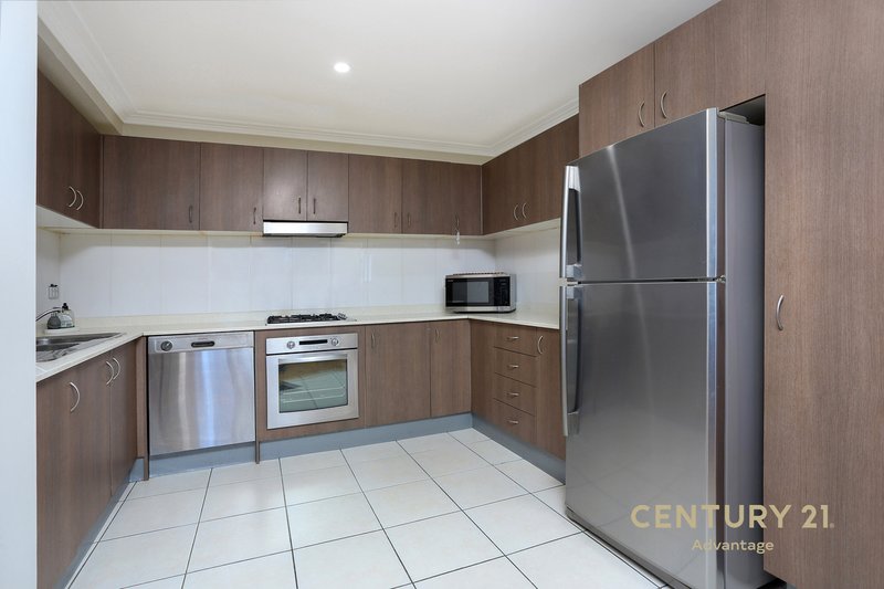 Photo - 1006/91B Bridge Road, Westmead NSW 2145 - Image 4