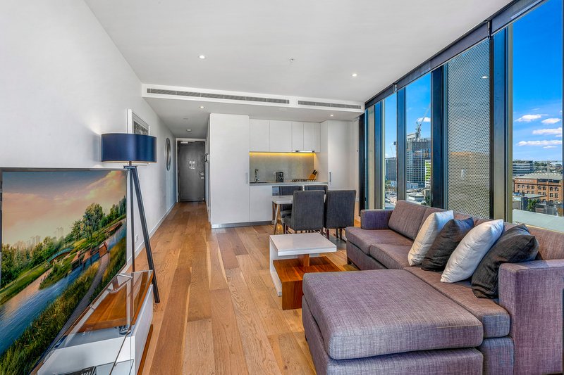 Photo - 1007/179 Alfred Street, Fortitude Valley QLD 4006 - Image 3