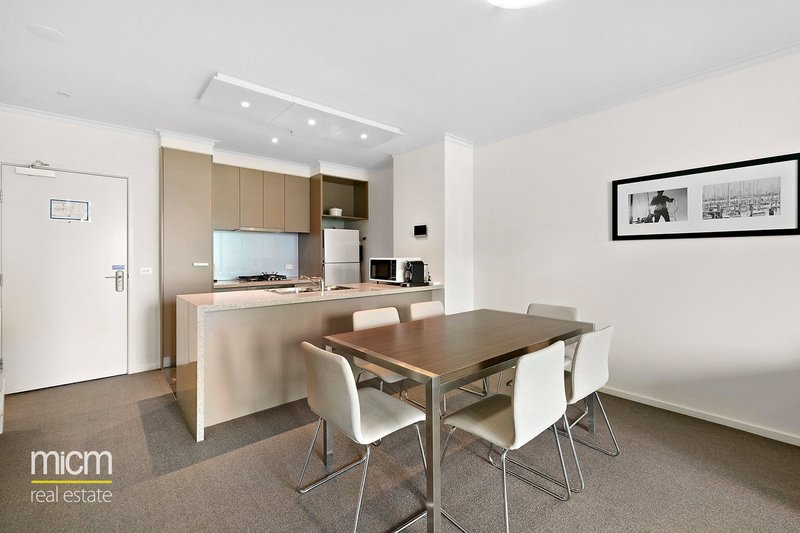 Photo - 1007/180 City Road, Southbank VIC 3006 - Image 3