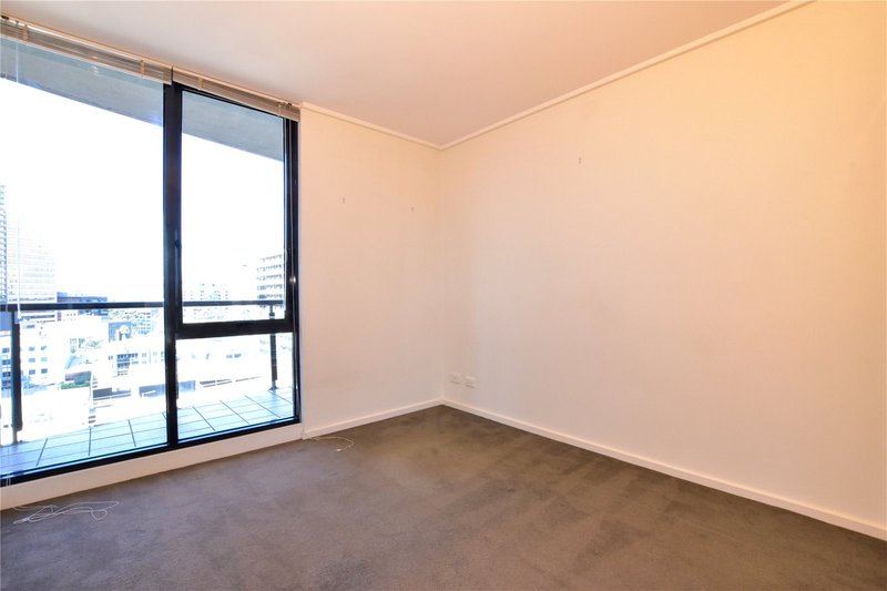 Photo - 1007/28 Bank Street, South Melbourne VIC 3205 - Image 7