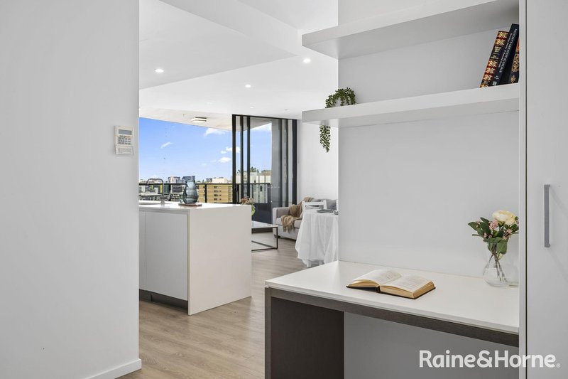 Photo - 1007/66 High Street, Toowong QLD 4066 - Image 10