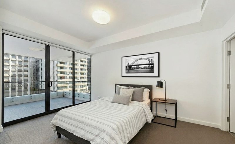 Photo - 1008/138 Walker Street, North Sydney NSW 2060 - Image 2