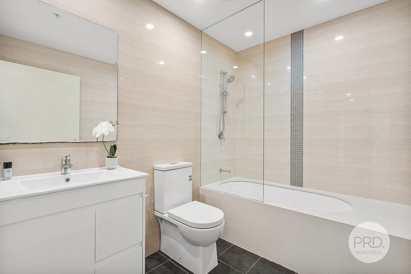 Photo - 1008/3 Nipper Street, Homebush NSW 2140 - Image 7
