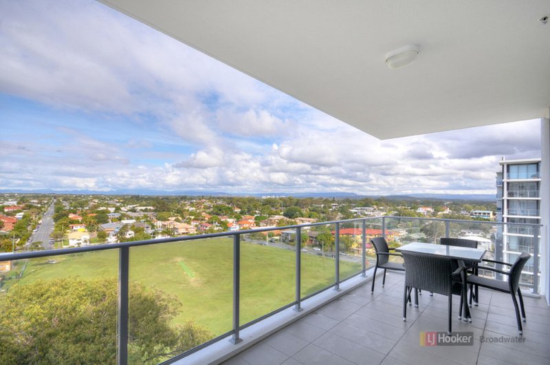 Photo - 1008/378 Marine Parade, Labrador QLD 4215 - Image 5