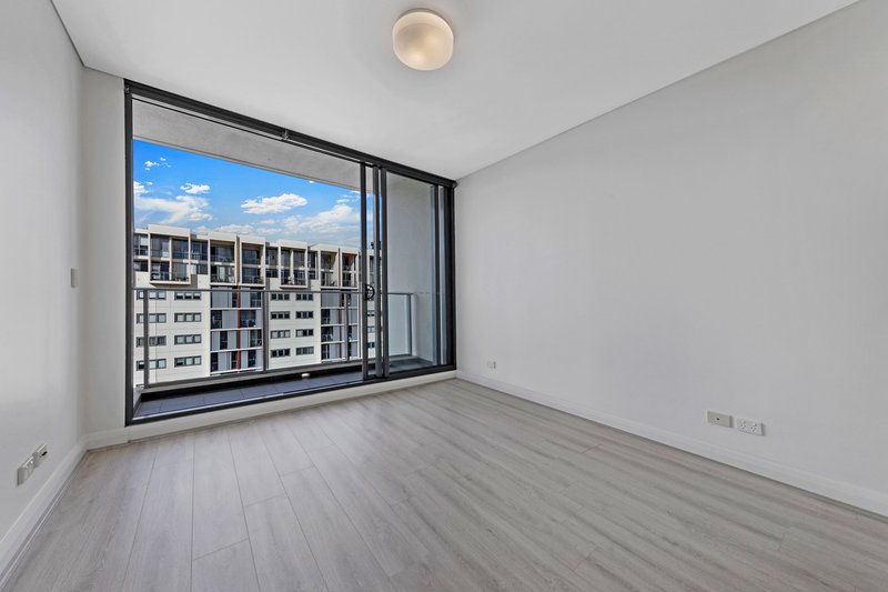 Photo - 1009/101 Forest Road, Hurstville NSW 2220 - Image 5