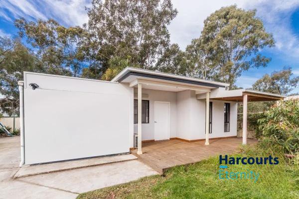 Photo - 100a Betts Road, Merrylands West NSW 2160 - Image 1