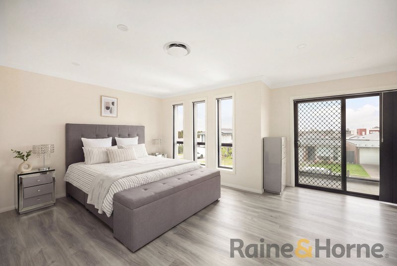 Photo - 100B Audley Circuit, Gregory Hills NSW 2557 - Image 5