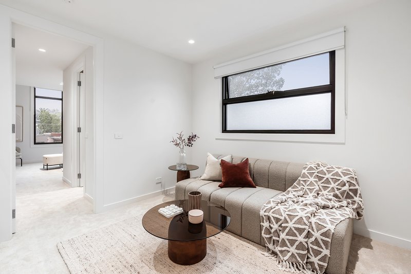 Photo - 100B The Avenue, Coburg VIC 3058 - Image 11