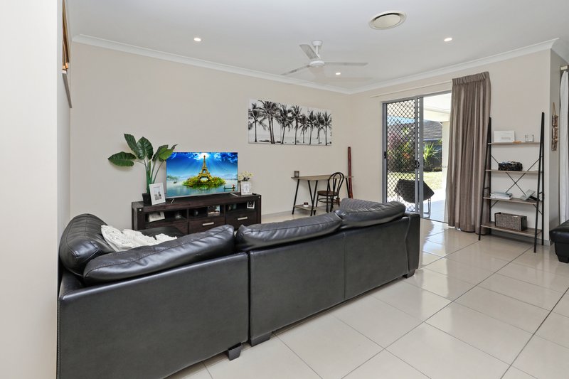 Photo - 10/1-11 Paradise Palms Drive, Kewarra Beach QLD 4879 - Image 5