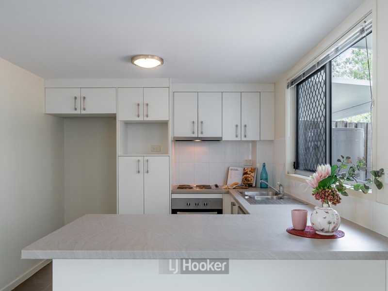 Photo - 10/1-9 Emerald Drive, Regents Park QLD 4118 - Image 1